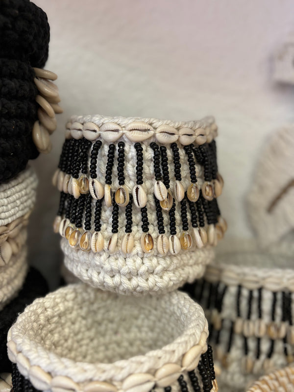 Petit pot en crochet & coquillages