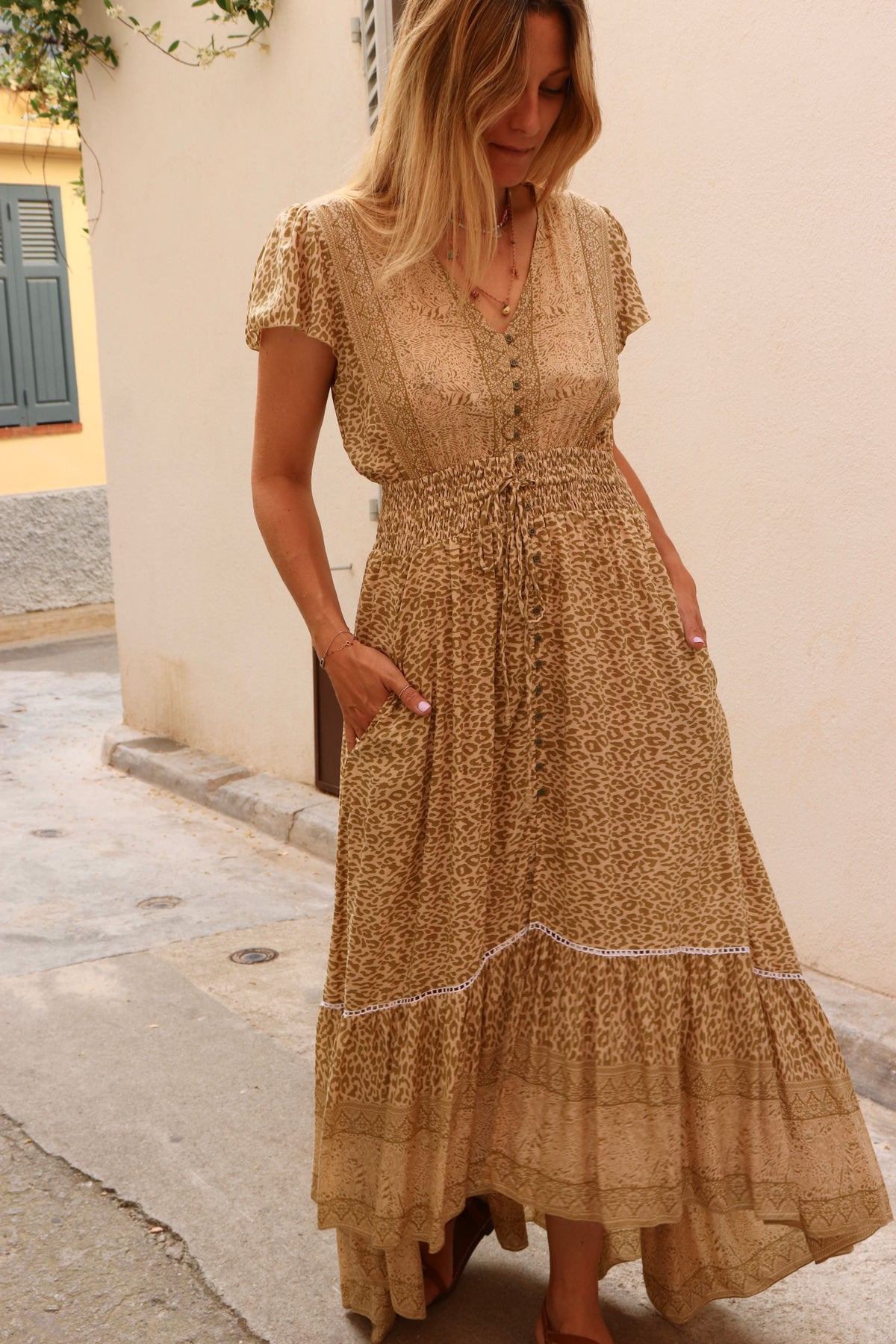 Island Dress leo
